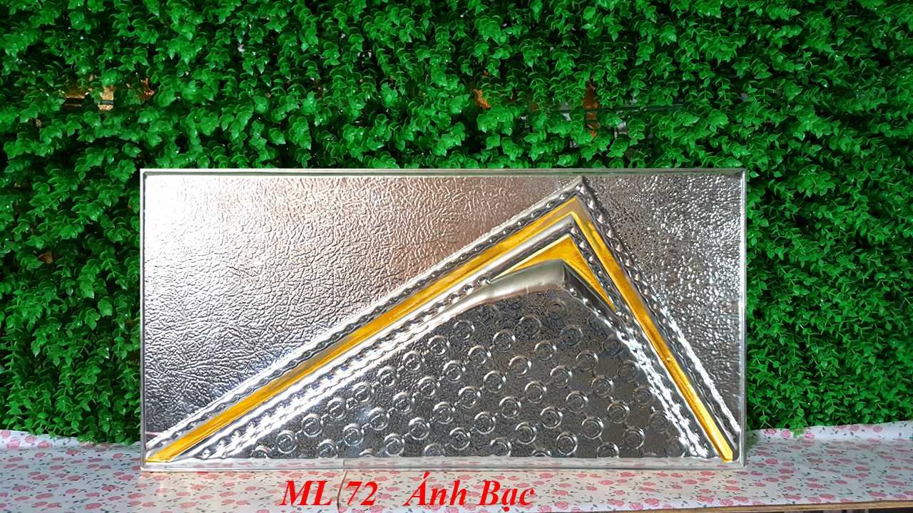 TẤM DA BỌC TRANG TR&Iacute; 30X60(CM) 02